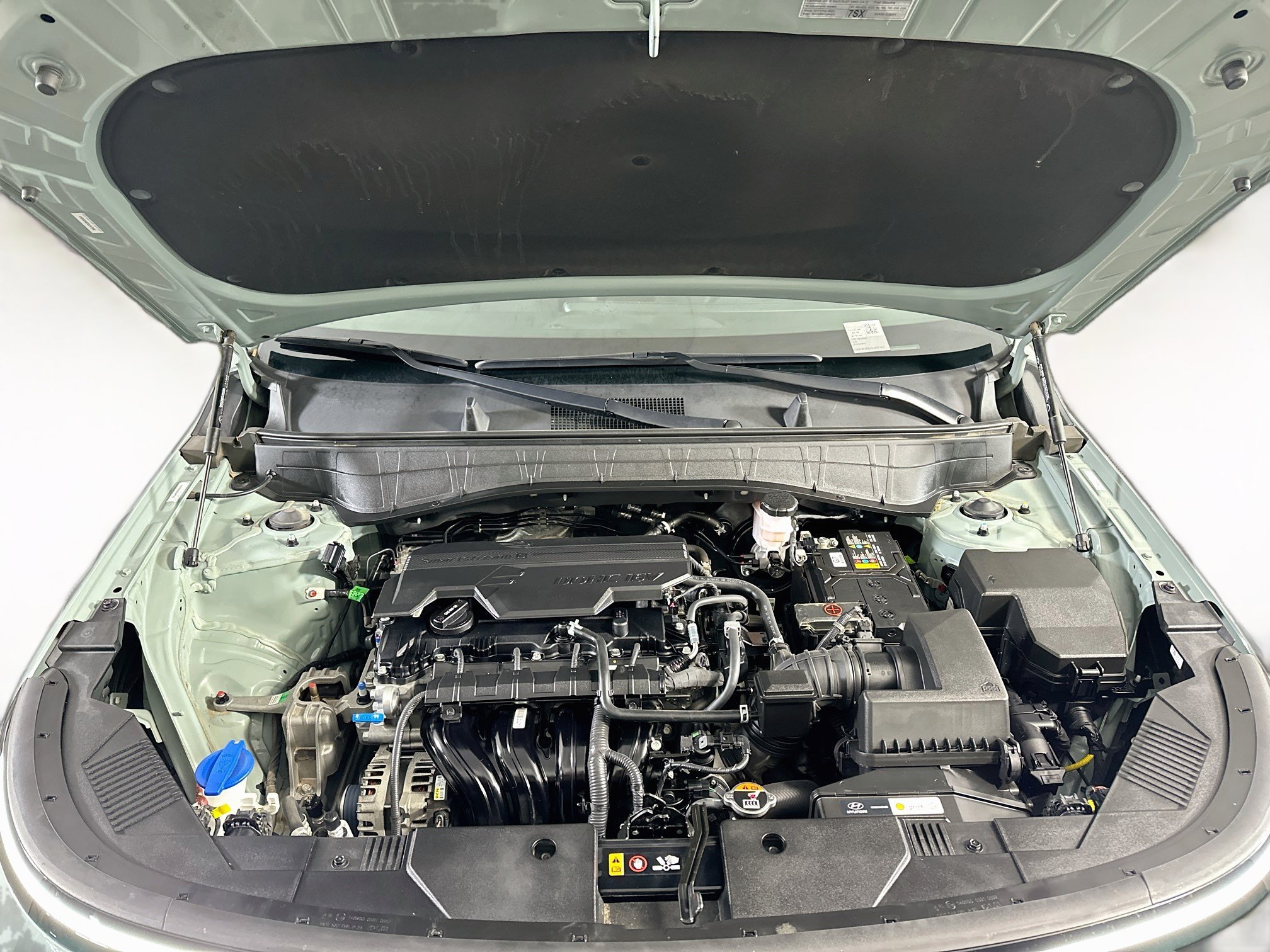 Used 2025 Hyundai Kona SEL FWD image 34