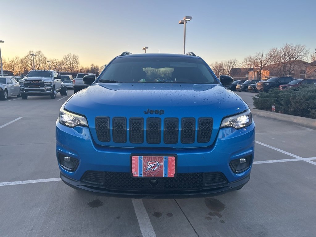 Used 2023 Jeep Cherokee Altitude Lux image 2