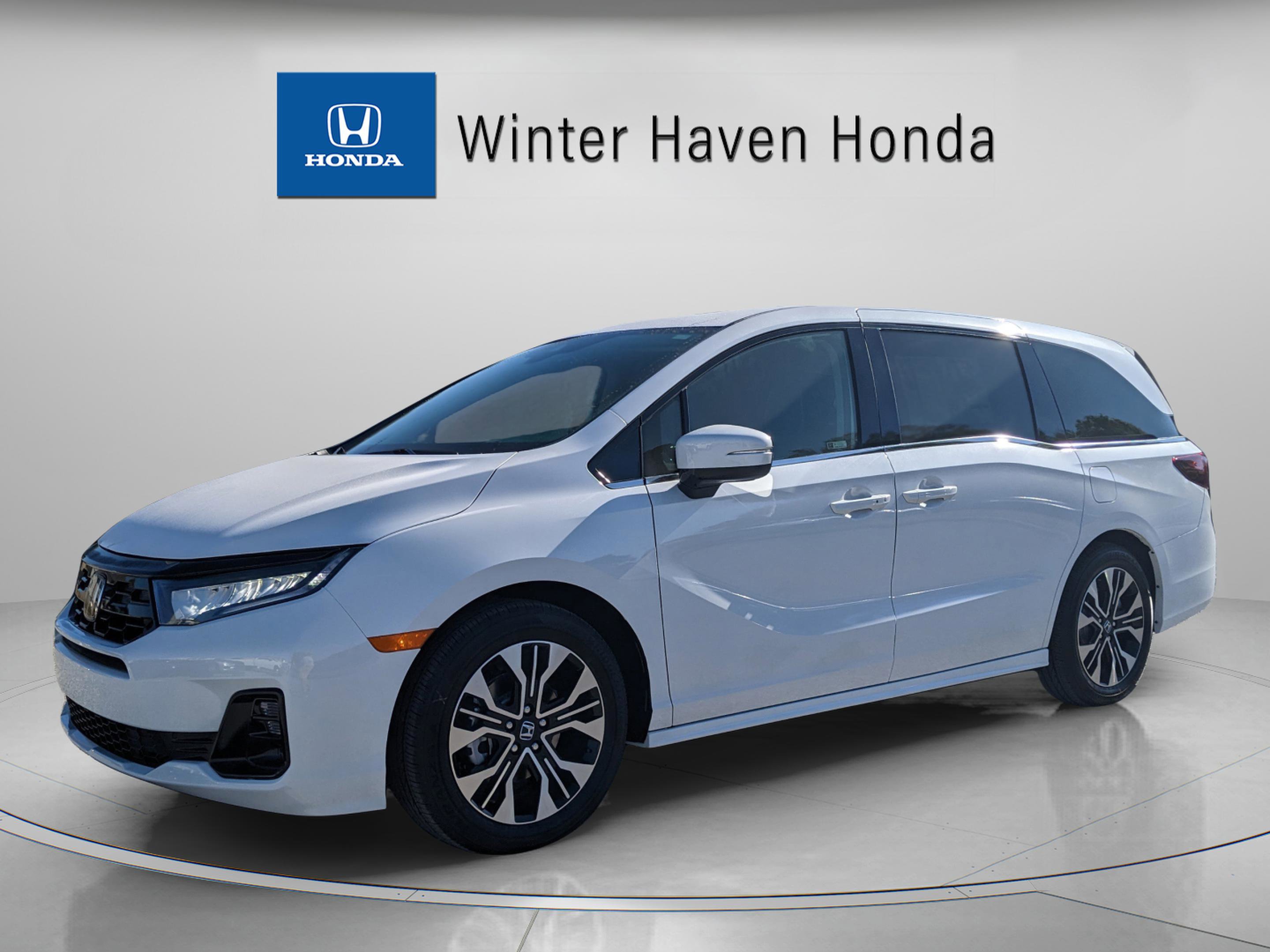 New 2026 Honda Odyssey Elite image 3