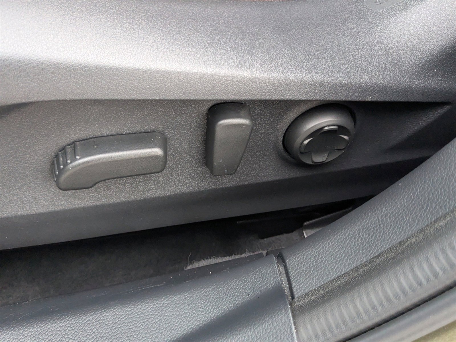 Used 2025 Subaru Outback Touring XT image 22