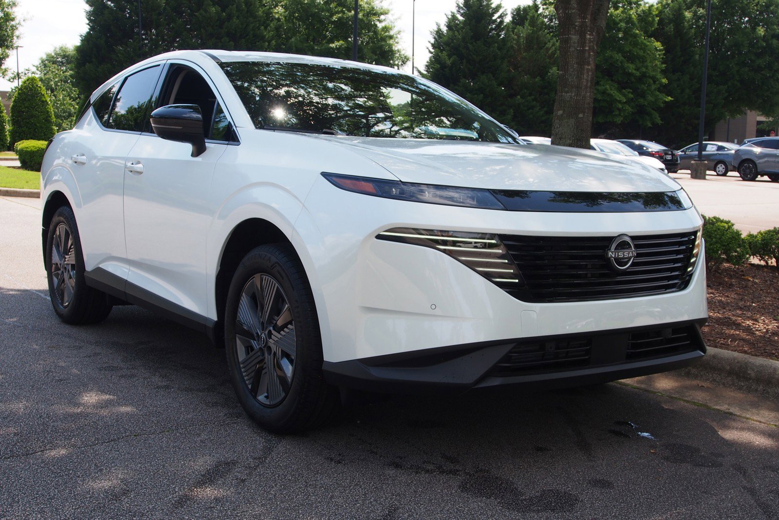 Used 2025 Nissan Murano SL image 1