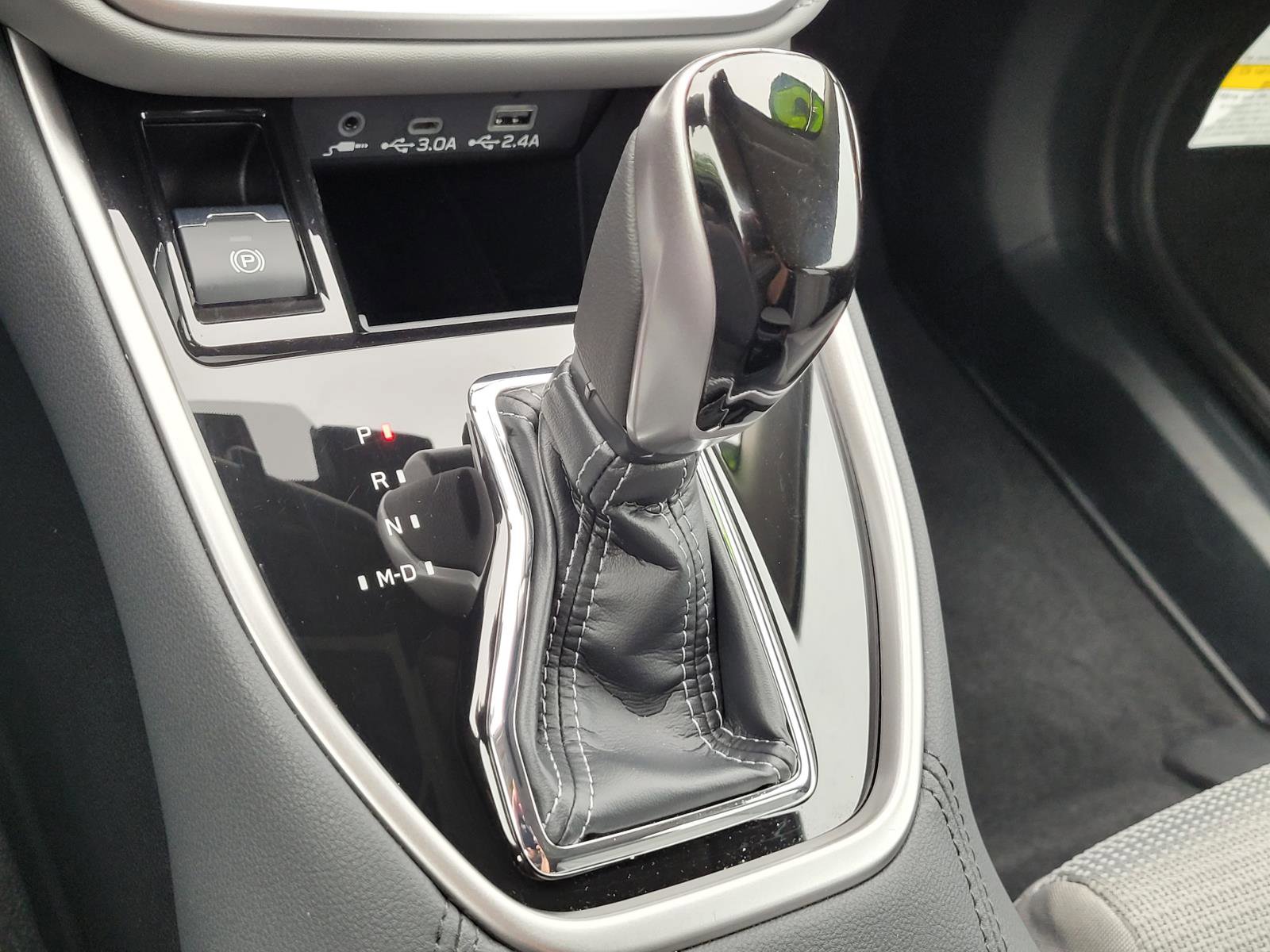 Certified 2025 Subaru Outback Premium image 14