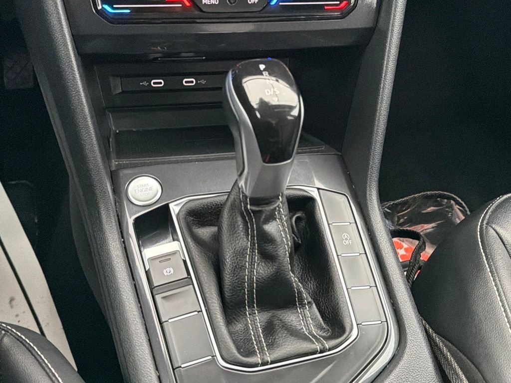 Used 2024 Volkswagen Tiguan SE image 22