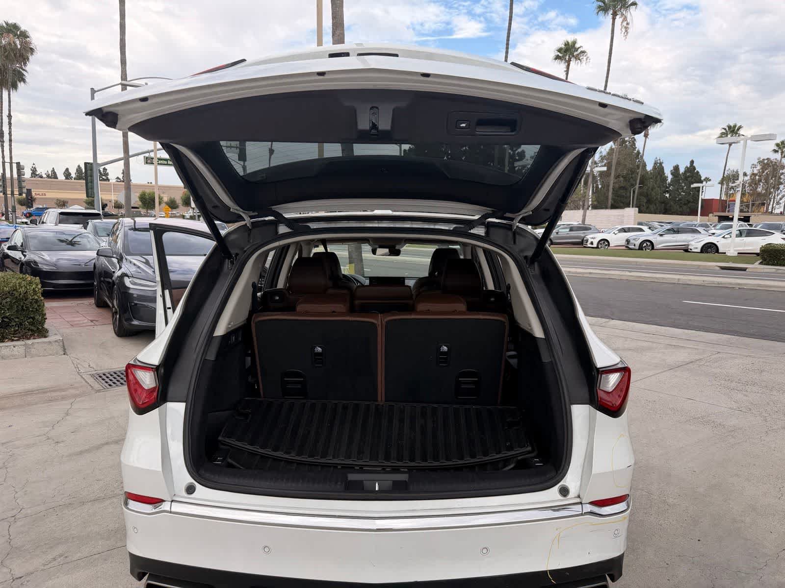 Used 2022 Acura MDX SH-AWD w/ Technology Package image 20