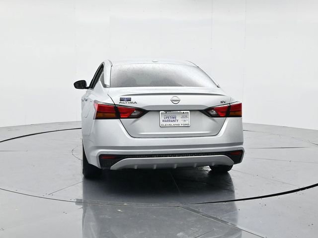 Used 2023 Nissan Altima 2.5 SV image 8