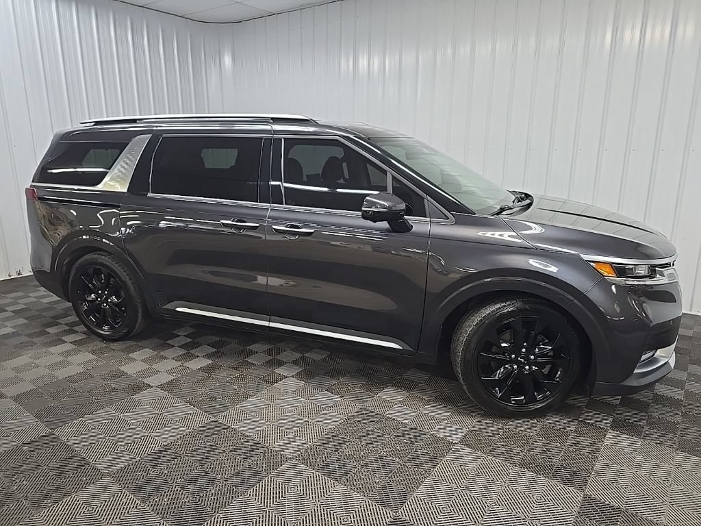 Used 2022 Kia Carnival SX Prestige