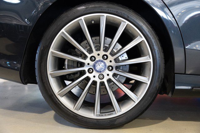 Used 2015 Mercedes-Benz S 550 Sedan image 43