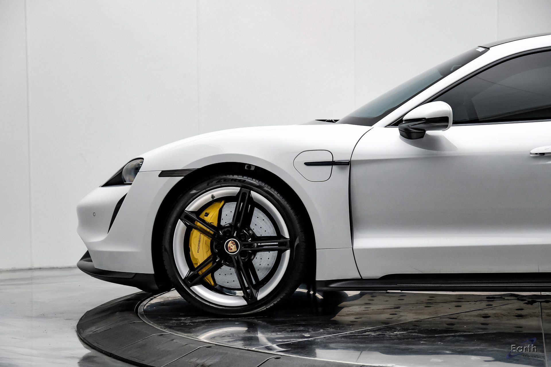 Used 2020 Porsche Taycan Turbo S image 6
