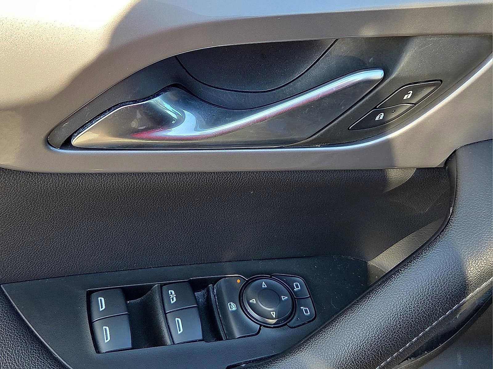 Used 2022 Chevrolet Blazer LT image 13