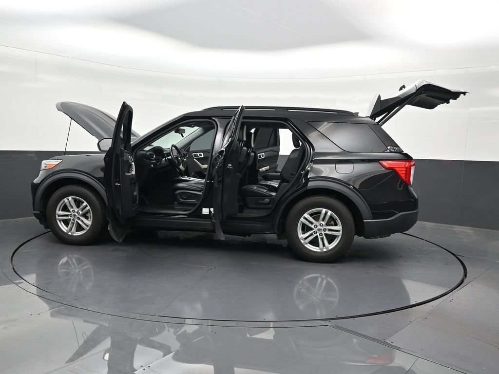 Used 2021 Ford Explorer XLT w/ Equipment Group 202A RWD image 32