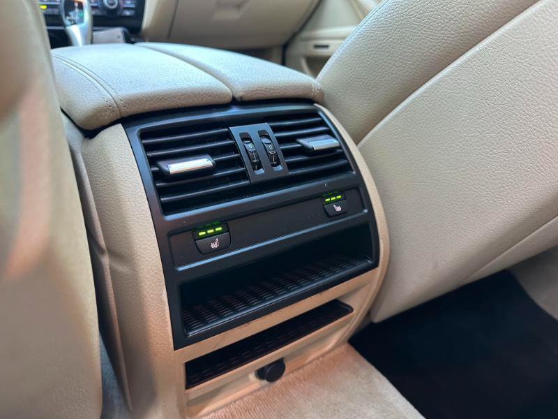 Used 2011 BMW 535i xDrive Sedan AWD/4WD image 21