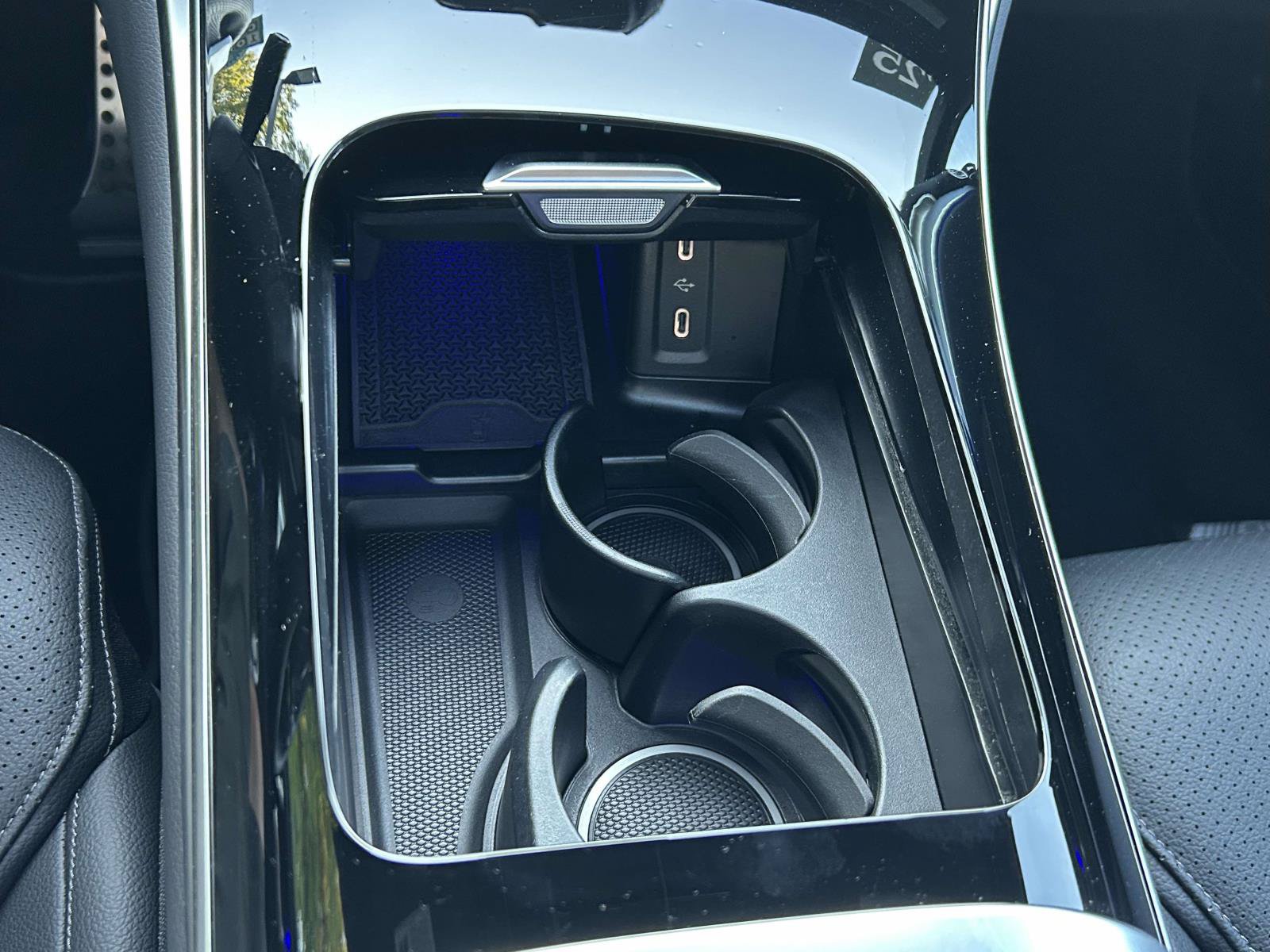 Certified 2025 Mercedes-Benz GLC 350e 4MATIC image 37