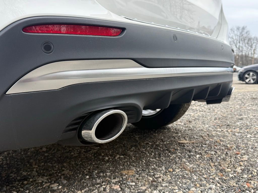 New 2026 Mercedes-Benz GLA 35 AMG 4MATIC image 17