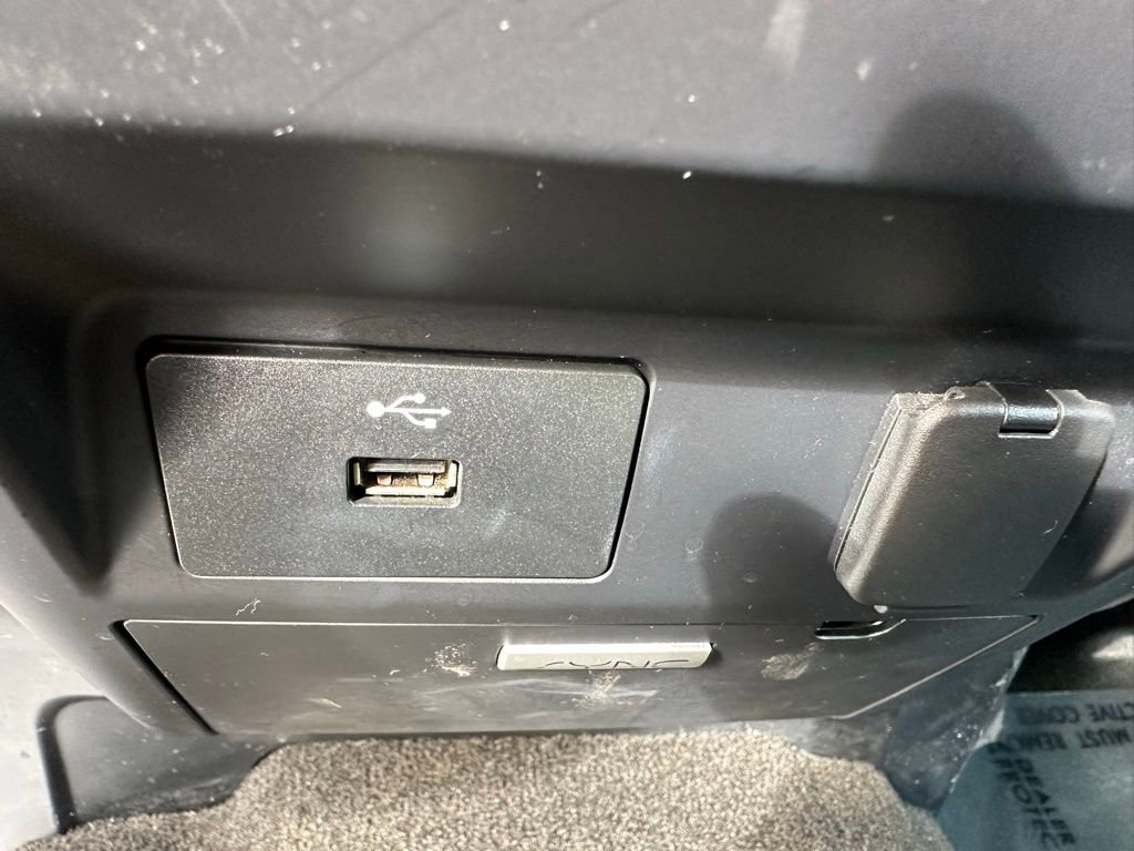 Used 2017 Ford F250 XLT w/ XLT Value Package image 26