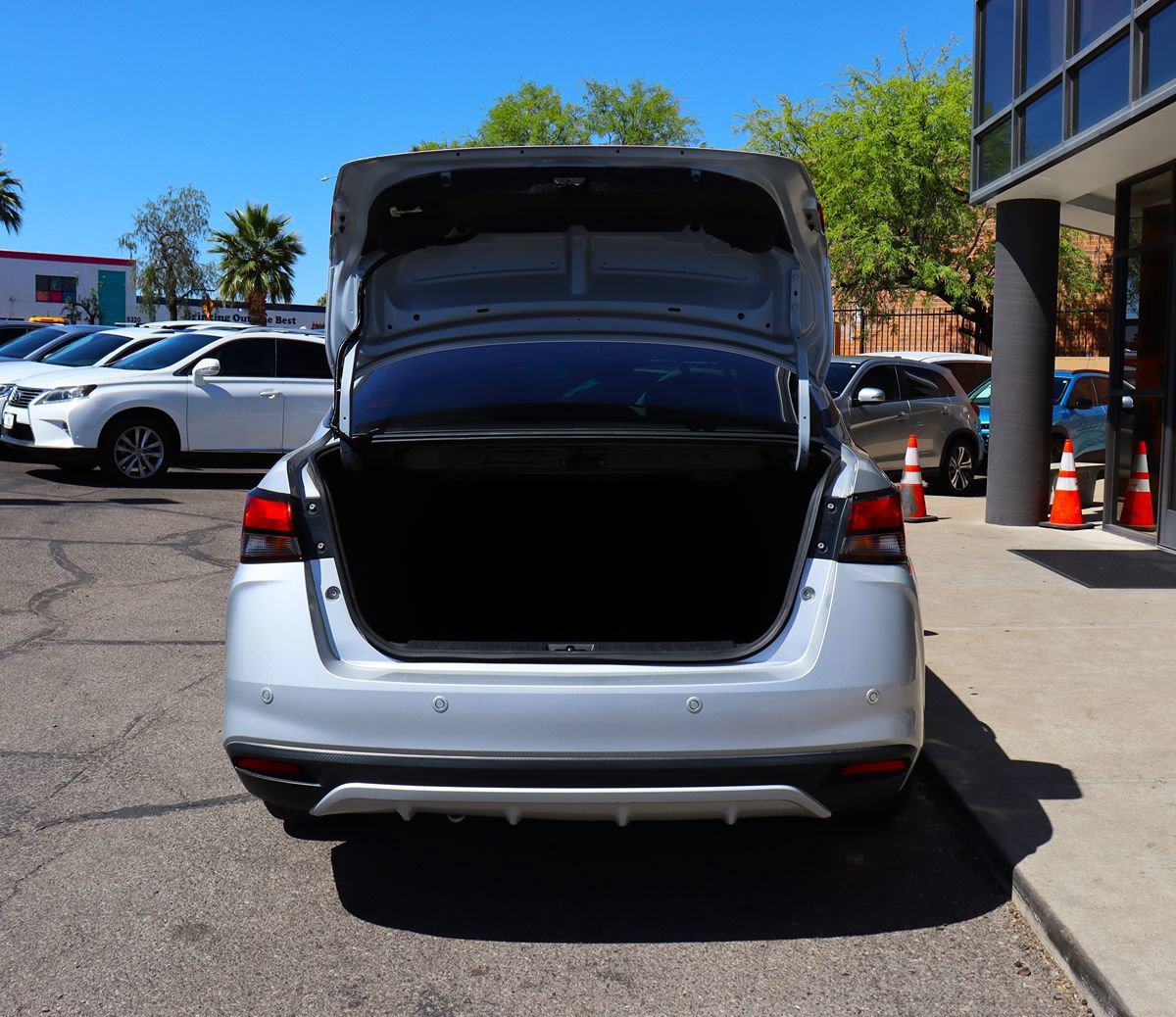 Used 2021 Nissan Versa SV FWD image 22