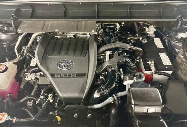 Used 2023 Toyota Highlander XSE FWD image 41