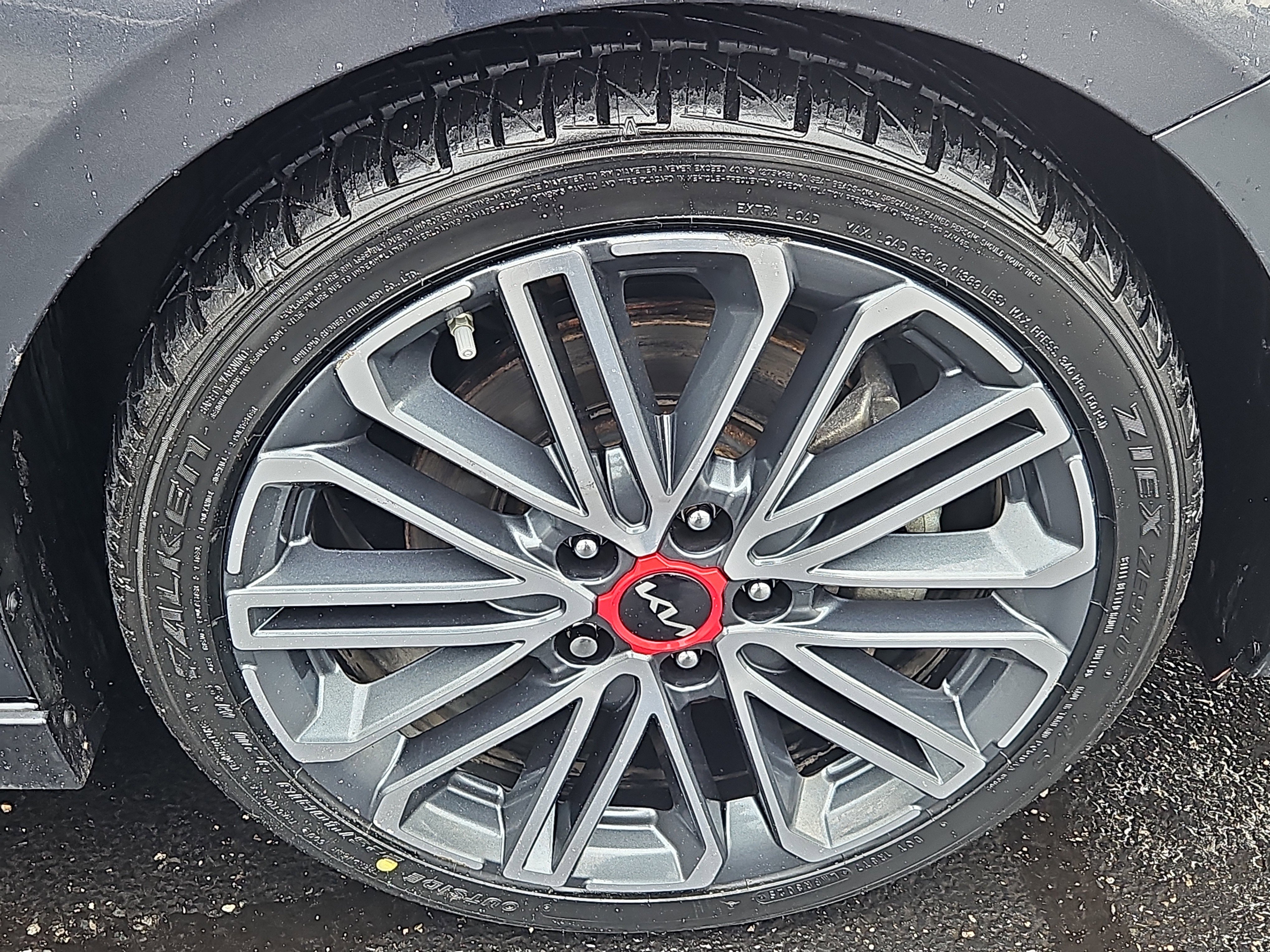 Used 2023 Kia Forte GT image 29