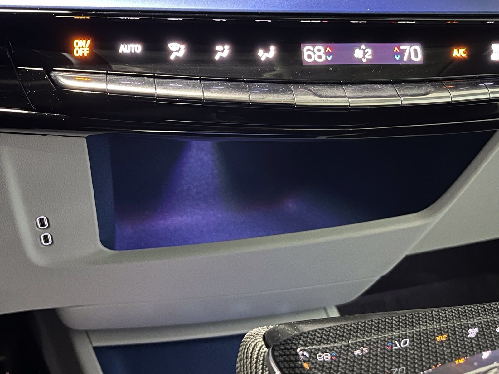 Used 2025 Cadillac Optiq Luxury 1 AWD/4WD image 27