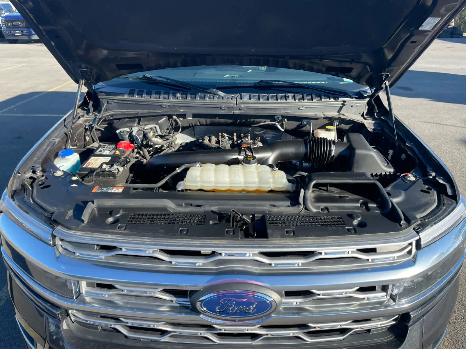 Used 2023 Ford Expedition Platinum image 39