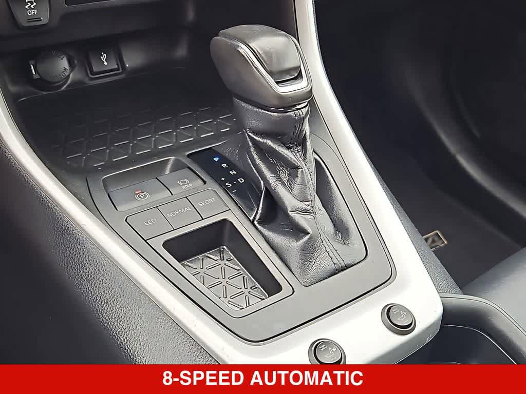 Used 2021 Toyota RAV4 XLE Premium FWD image 33