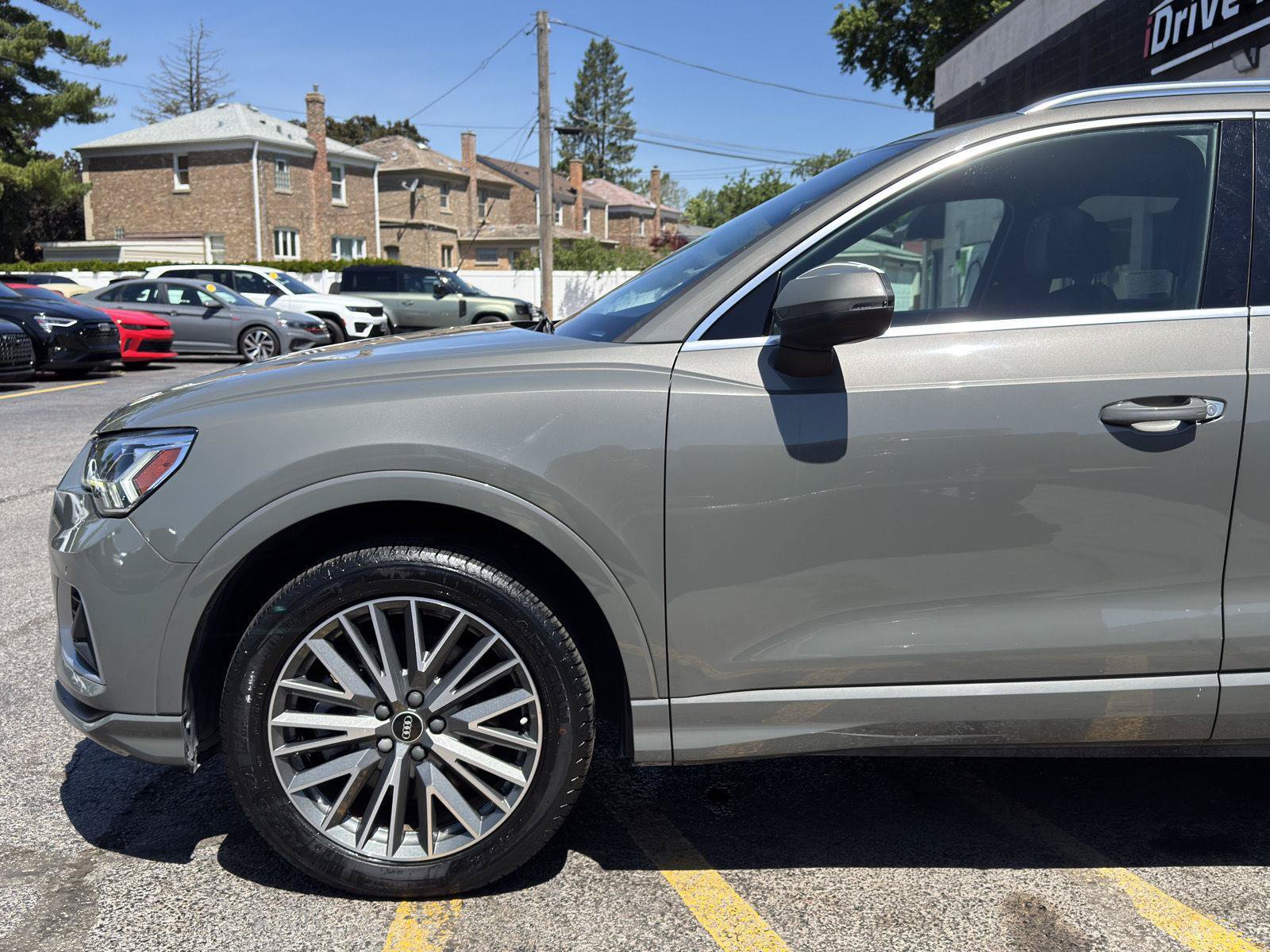 Used 2021 Audi Q3 2.0T Premium Plus w/ Premium Plus Package AWD/4WD image 4