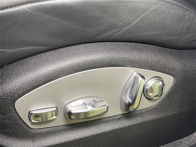 Used 2025 Porsche Macan image 67