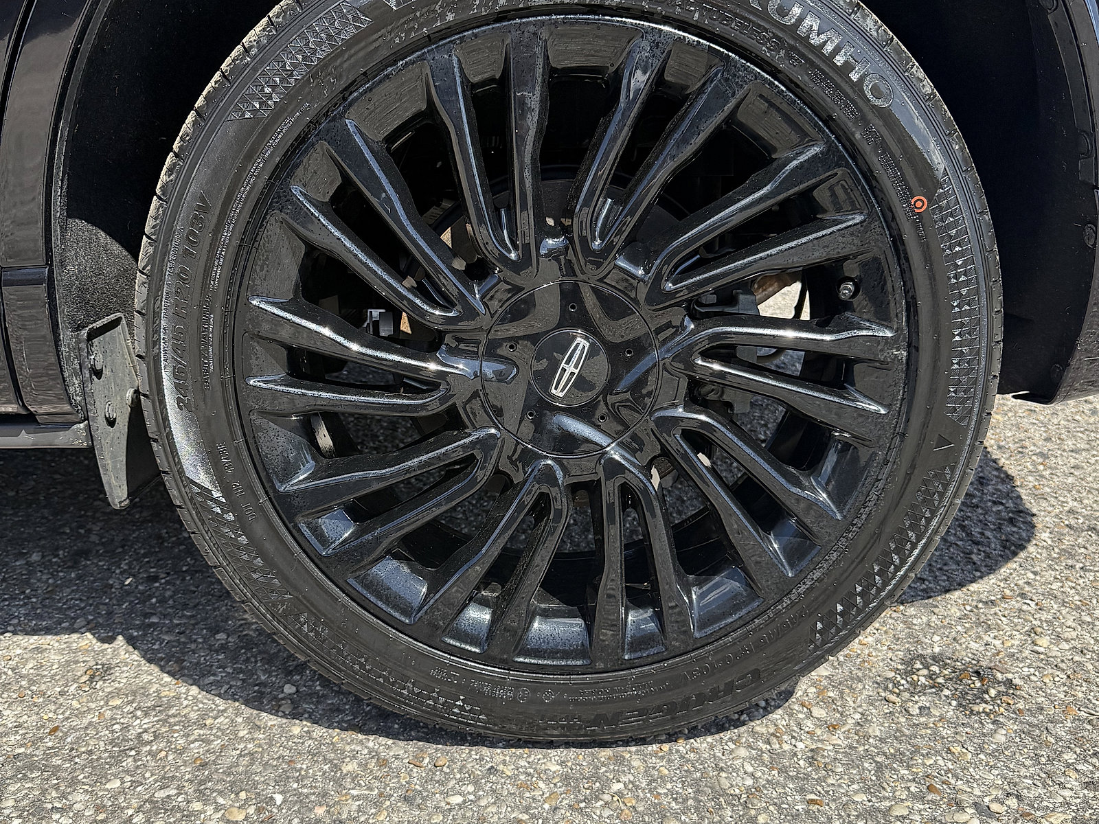 Used 2021 Lincoln Corsair Reserve image 7