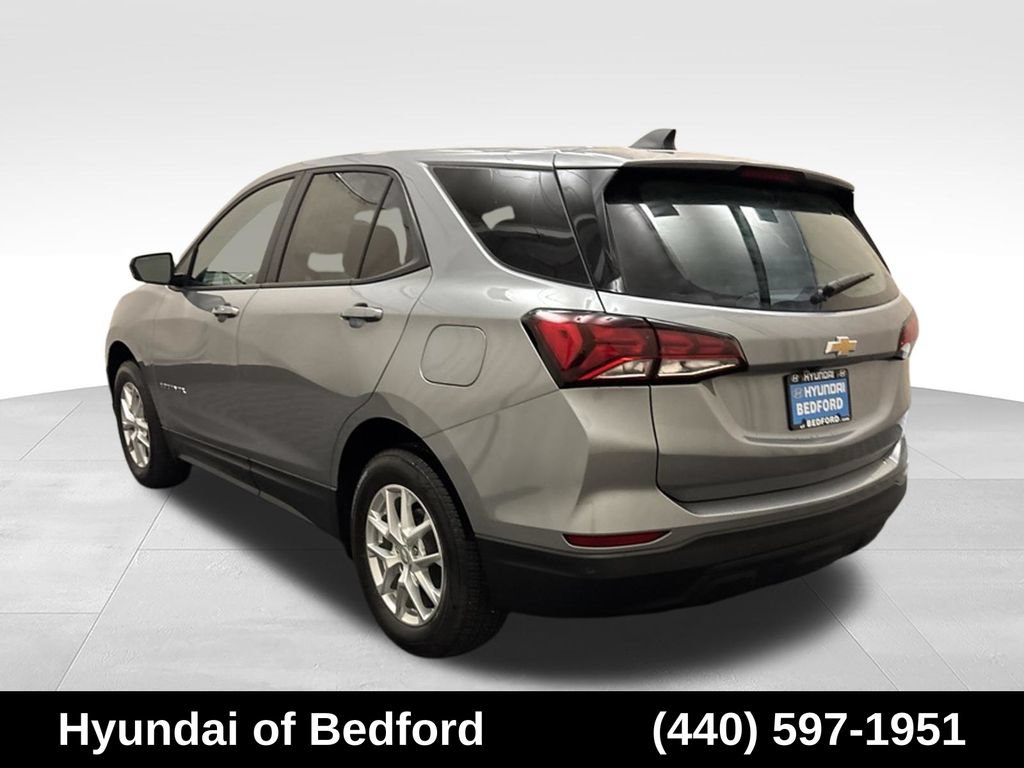Used 2023 Chevrolet Equinox LS AWD/4WD image 8