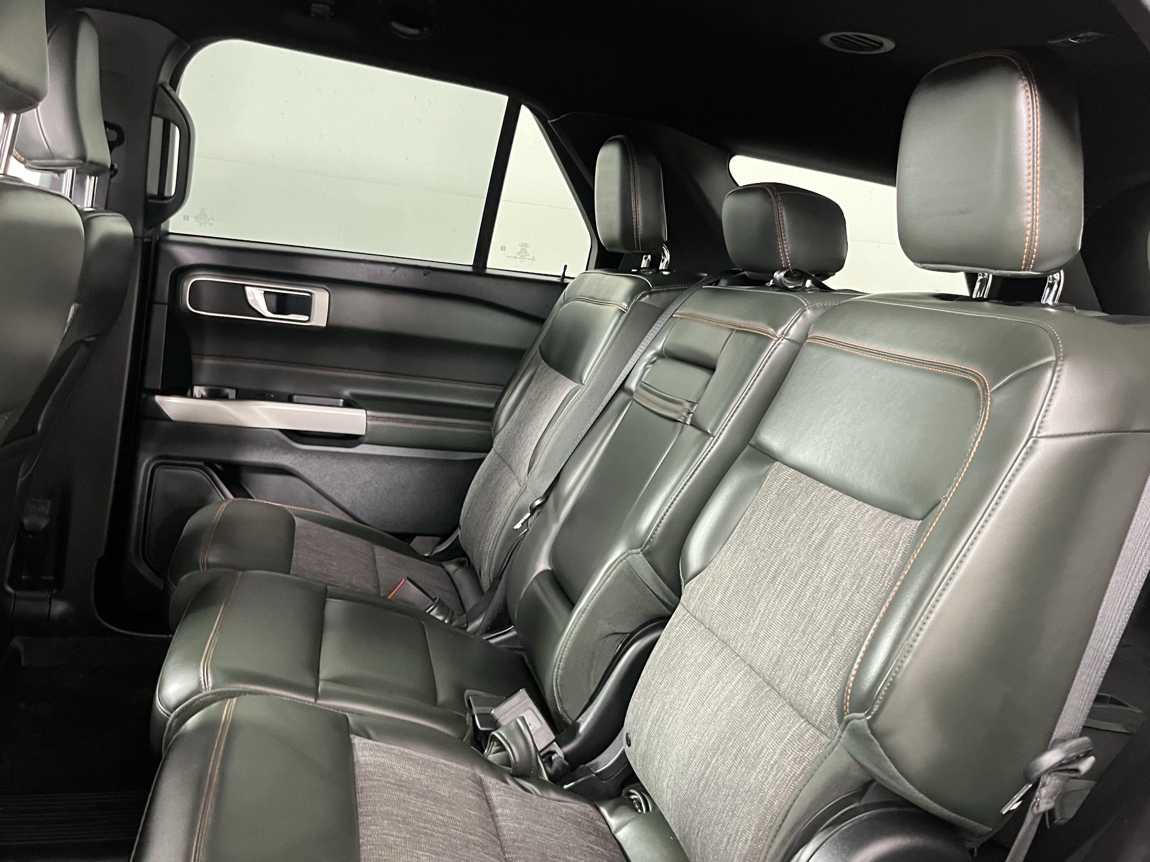 Used 2022 Ford Explorer Timberline image 12