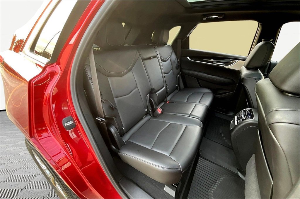 Used 2021 Cadillac XT5 Premium Luxury image 27
