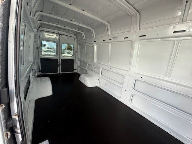 Used 2005 Dodge Sprinter 3500 w/ PWR Convenience Group image 12