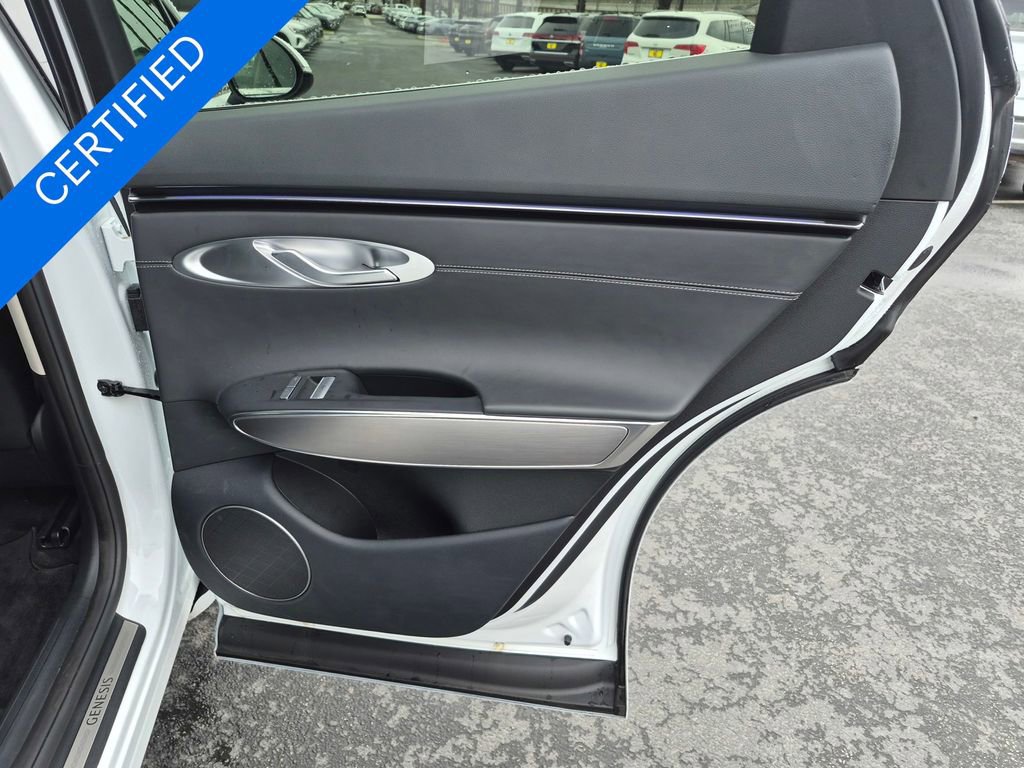 Used 2026 Genesis GV70 2.5T Select image 28