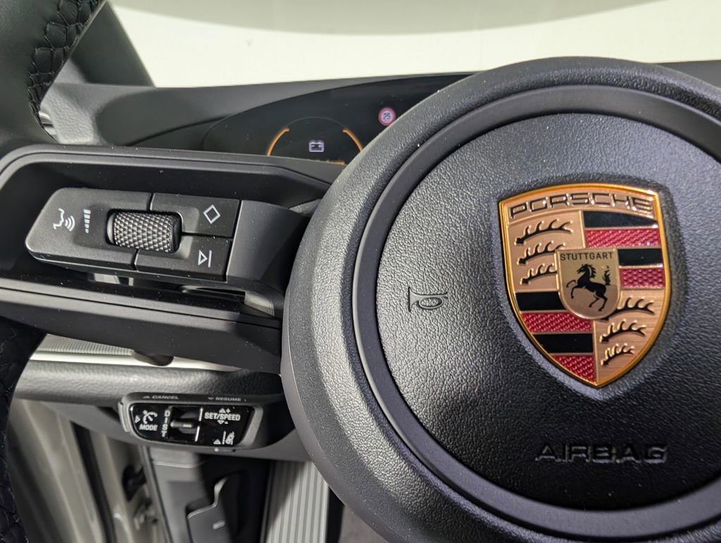 New 2026 Porsche Cayenne image 38