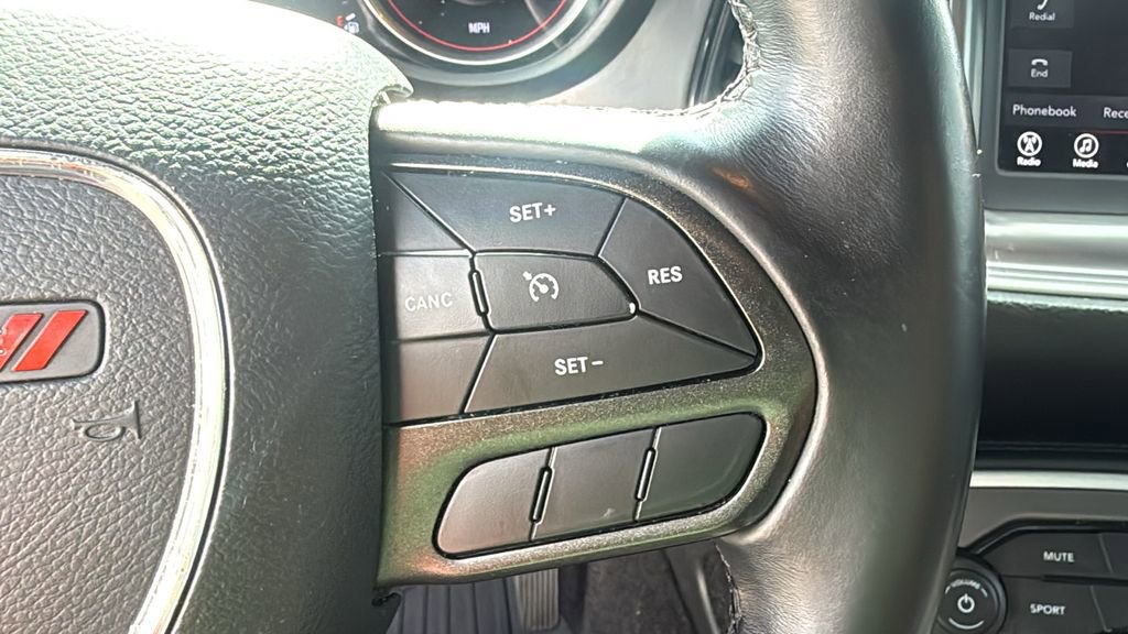 Used 2021 Dodge Challenger SXT image 18