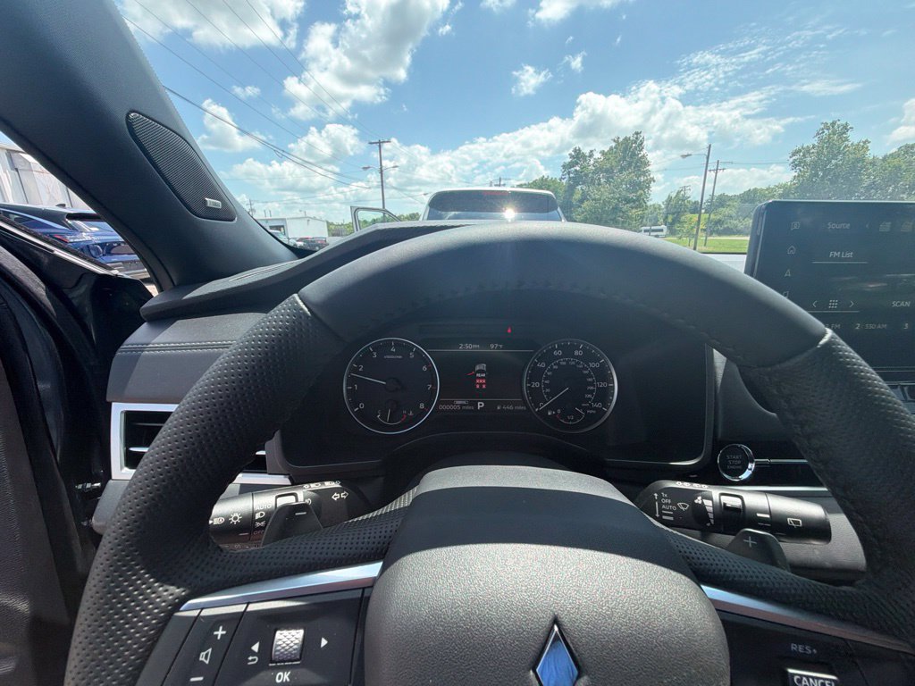 New 2026 Mitsubishi Outlander LE FWD image 11