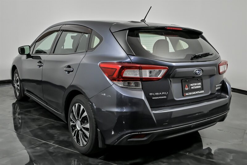 Used 2017 Subaru Impreza 2.0i AWD/4WD image 7