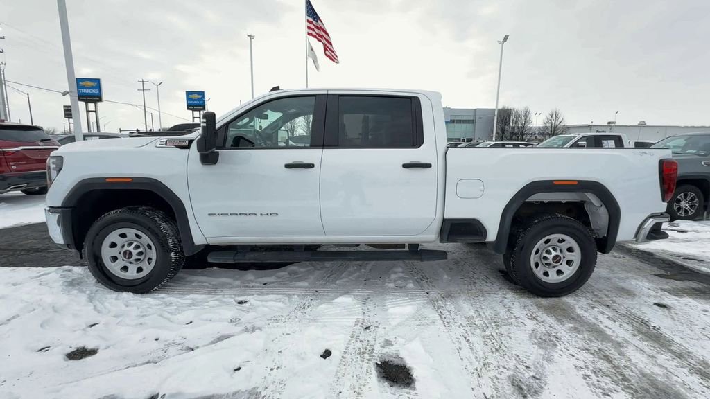 Used 2024 GMC Sierra 2500 Pro image 5