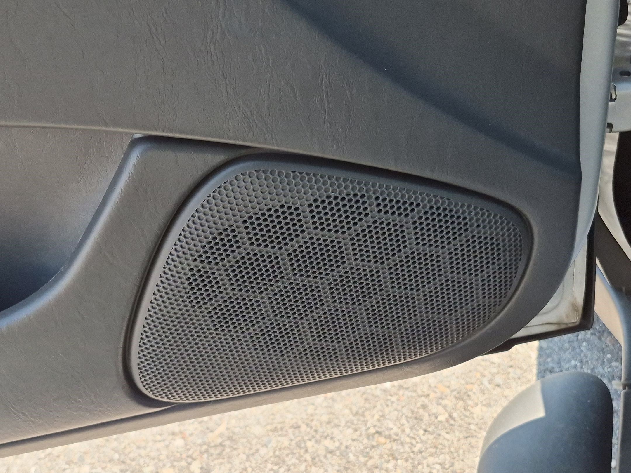 Used 2005 Ford Escape 4WD Hybrid image 13
