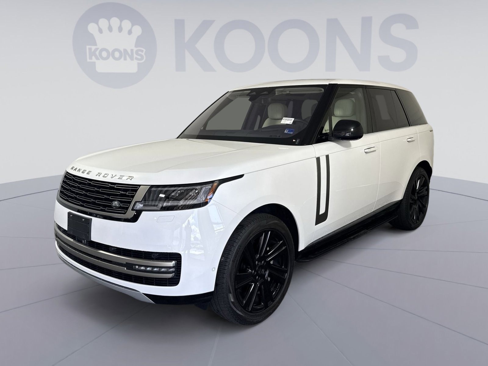 Used 2022 Land Rover Range Rover SE AWD/4WD image 1