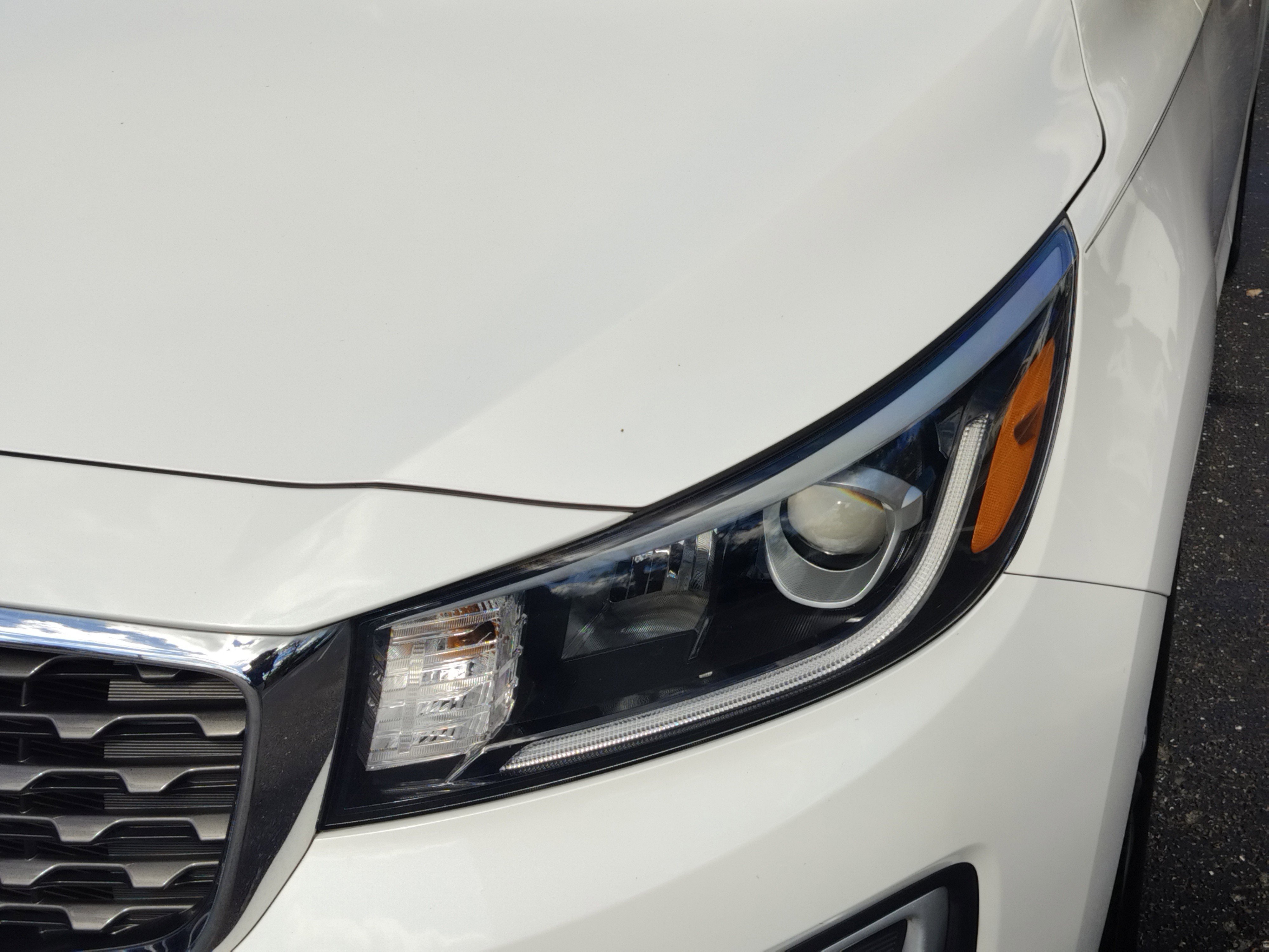 Used 2020 Kia Sedona L image 9