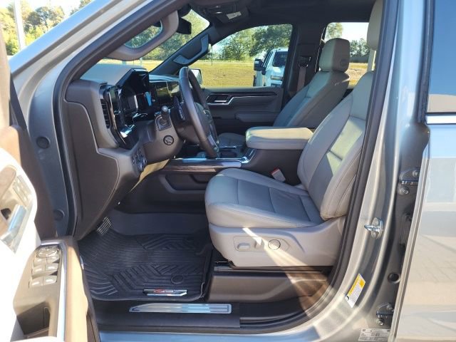 Used 2024 Chevrolet Silverado 1500 LTZ image 23