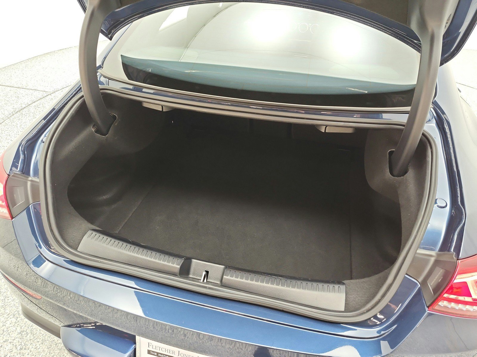 Used 2023 Mercedes-Benz CLA 250 image 22