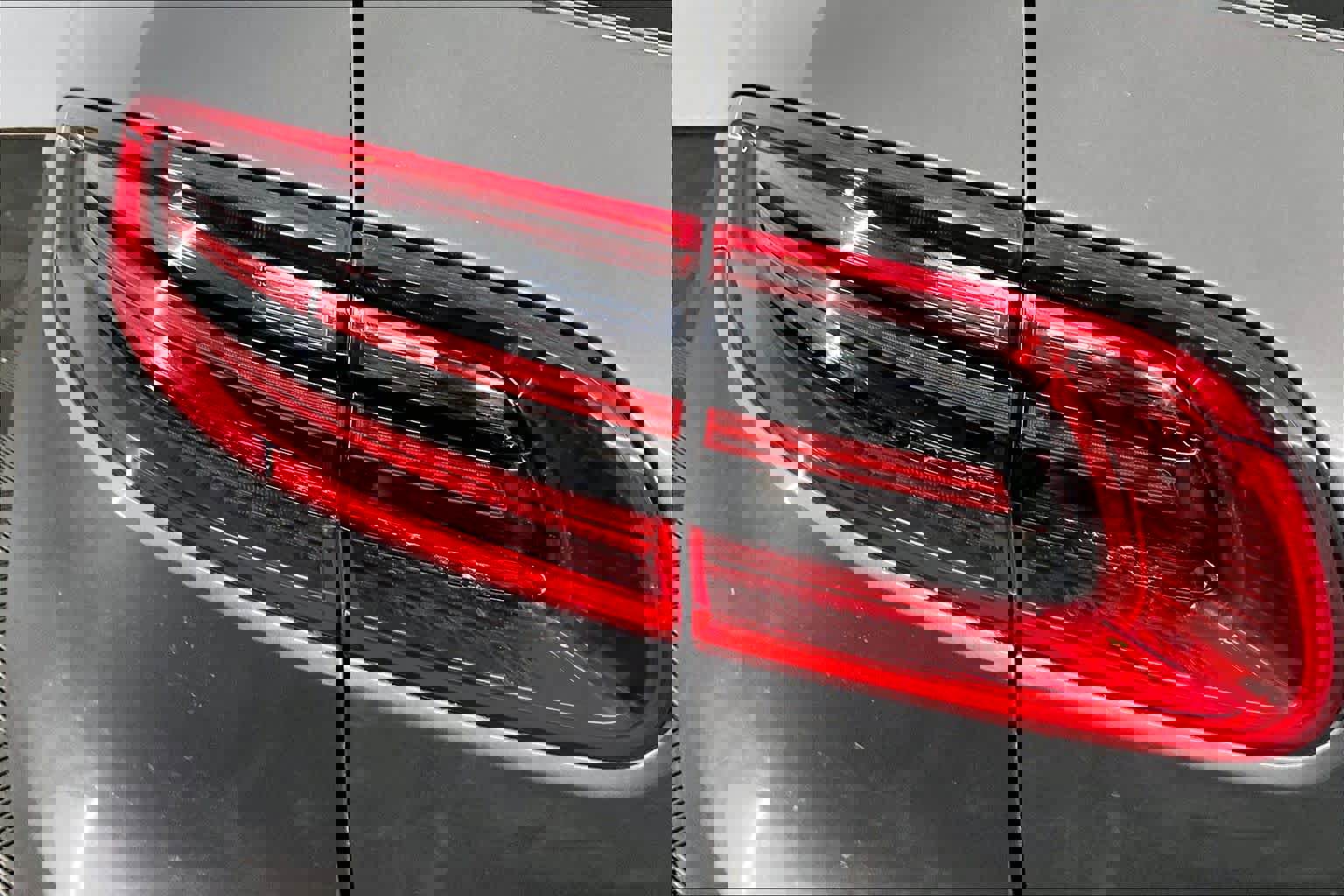 Used 2018 Porsche Macan S image 27