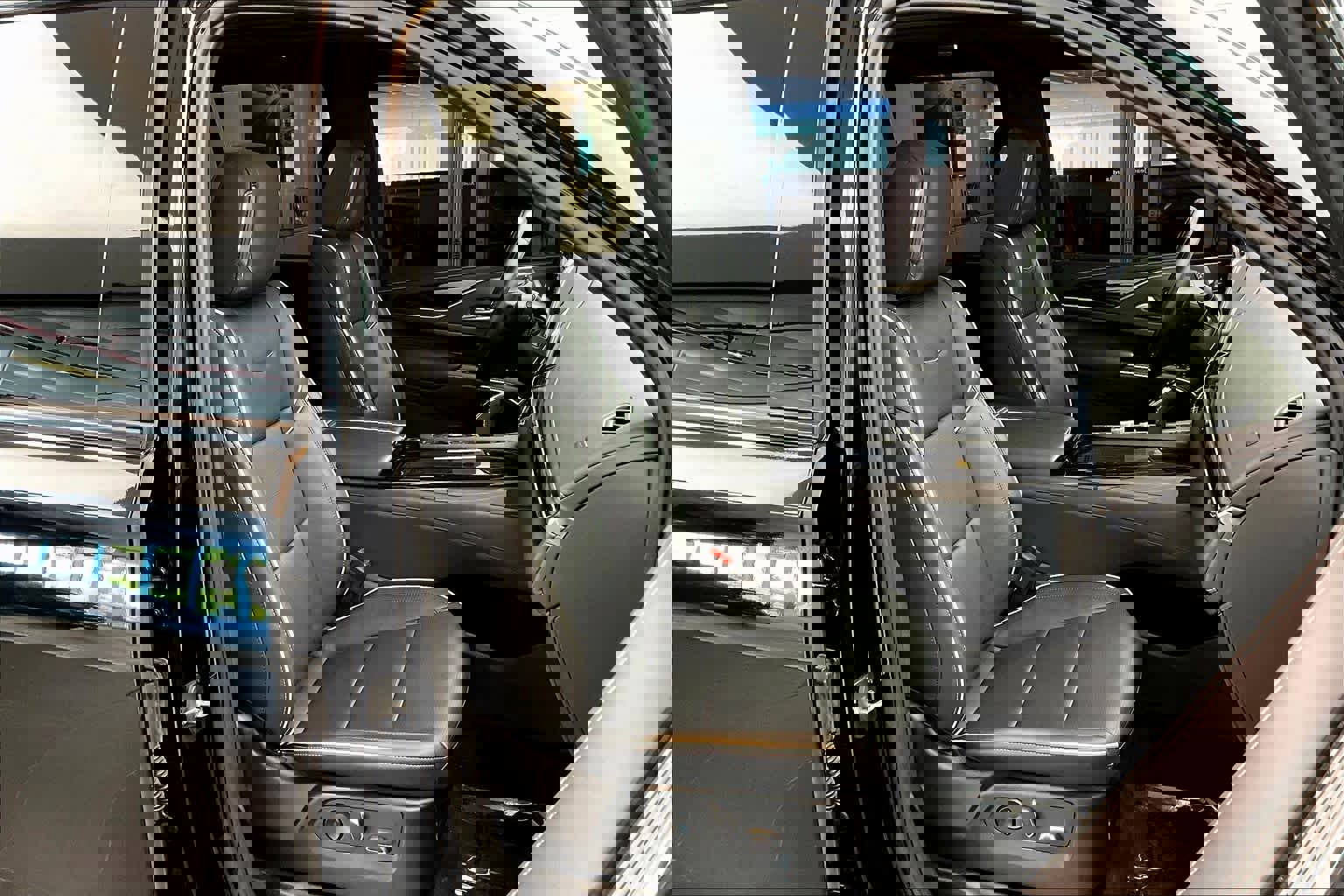 Used 2023 Cadillac Escalade Sport w/ Touring Package image 8