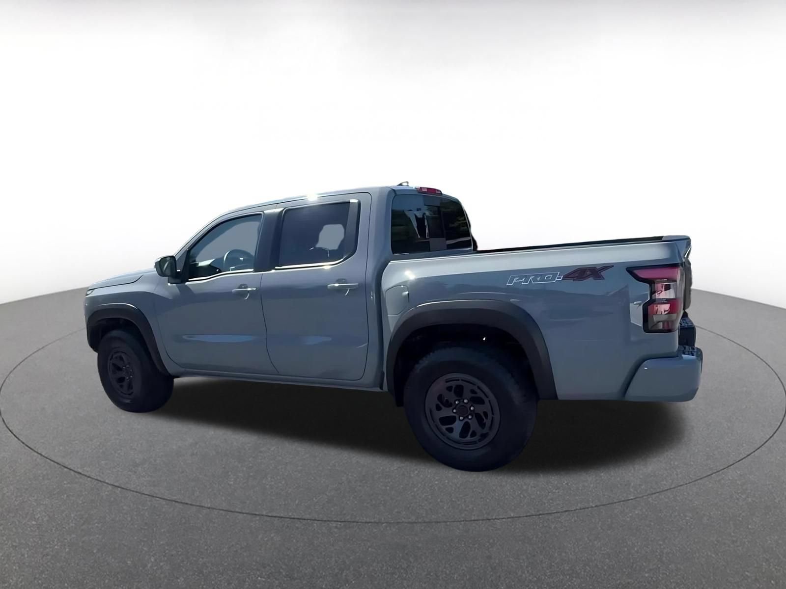 Used 2026 Nissan Frontier PRO-4X AWD/4WD image 9