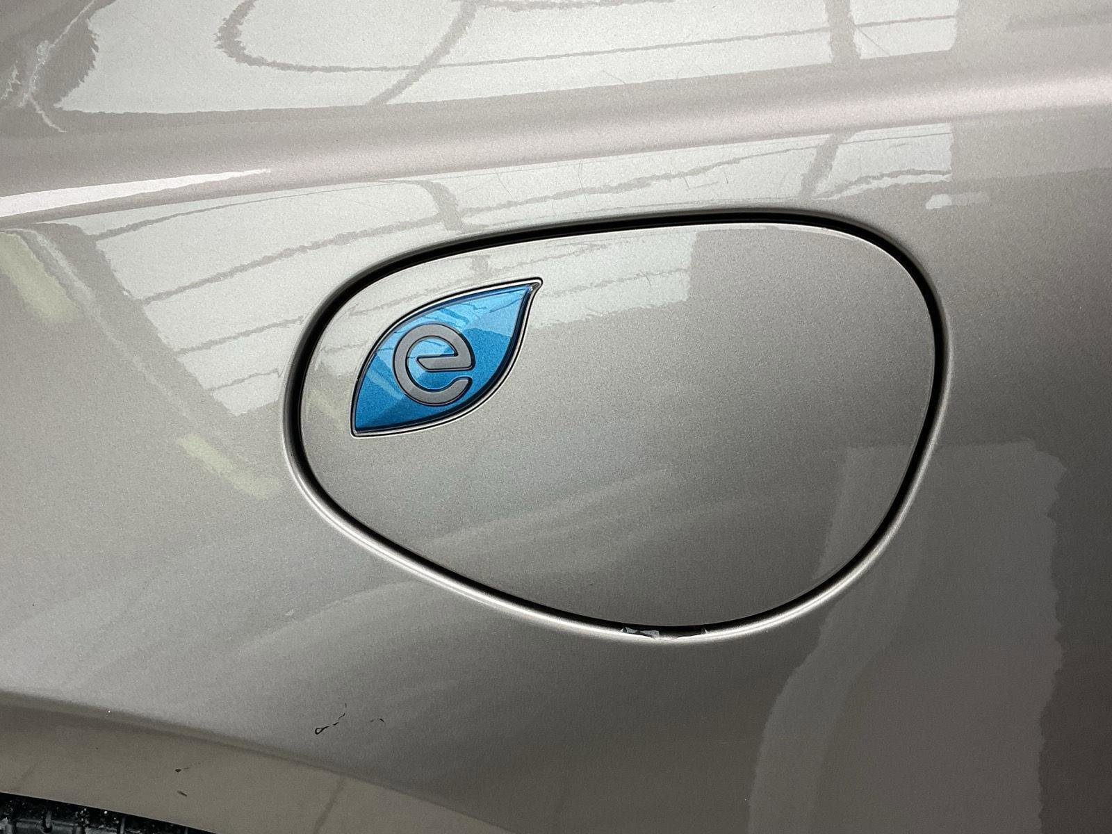 Used 2018 Chrysler Pacifica Limited w/ Advanced Safetytec Group image 33