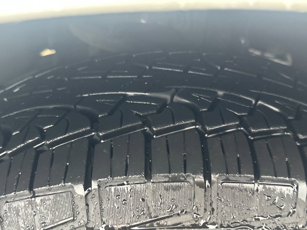 Used 2025 Ford Expedition Active image 25