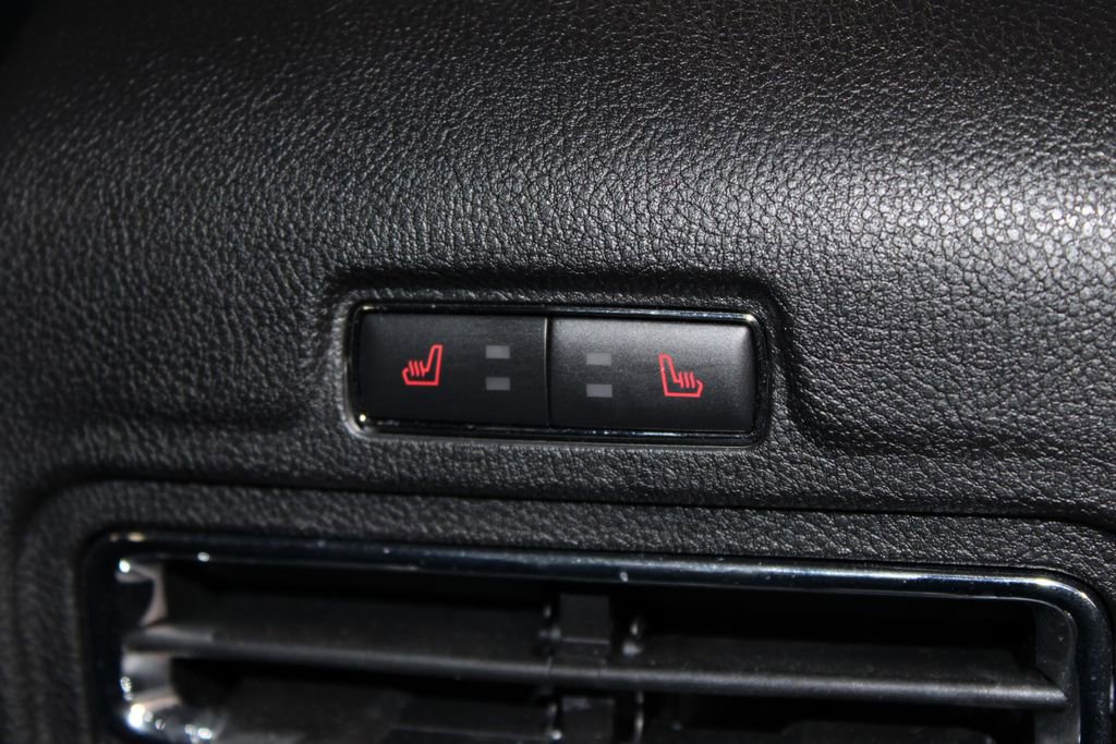 Used 2022 Lincoln Corsair Standard w/ Equipment Group 101A image 34