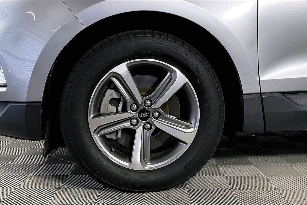 Used 2023 Ford Edge SEL w/ Convenience Package AWD/4WD image 8