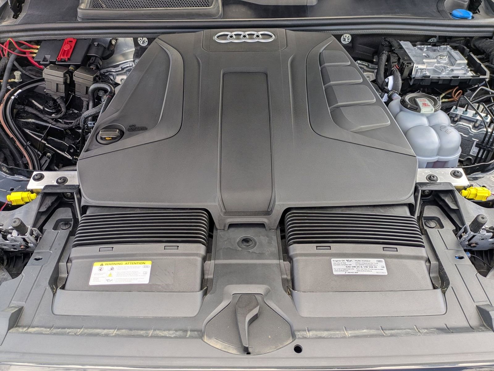 Used 2023 Audi Q7 2.0T Premium Plus w/ Premium Plus Package AWD/4WD image 23